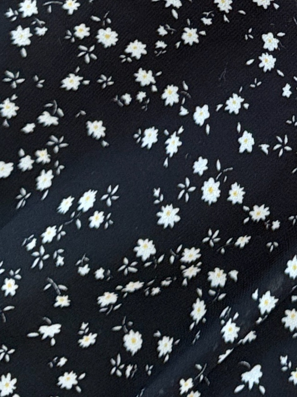 Love Tree Black Mini Dress with White Daisies Floral Print - Picture 12 of 12
